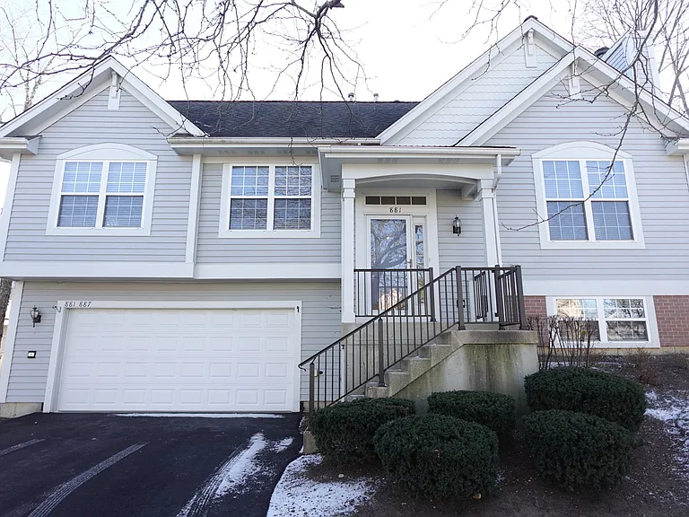 881 Essex Cir #881 — Photo 29