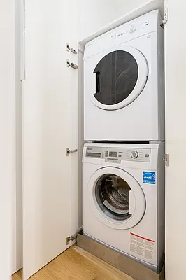 Rented by REAL New York | media 29