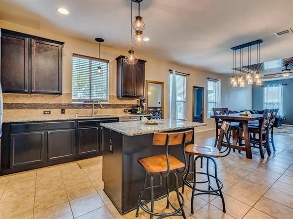 119 Moonwalker Trl, Buda, TX 78610