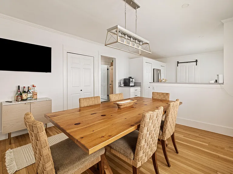 11 Hillview Ave #1 — Photo 10