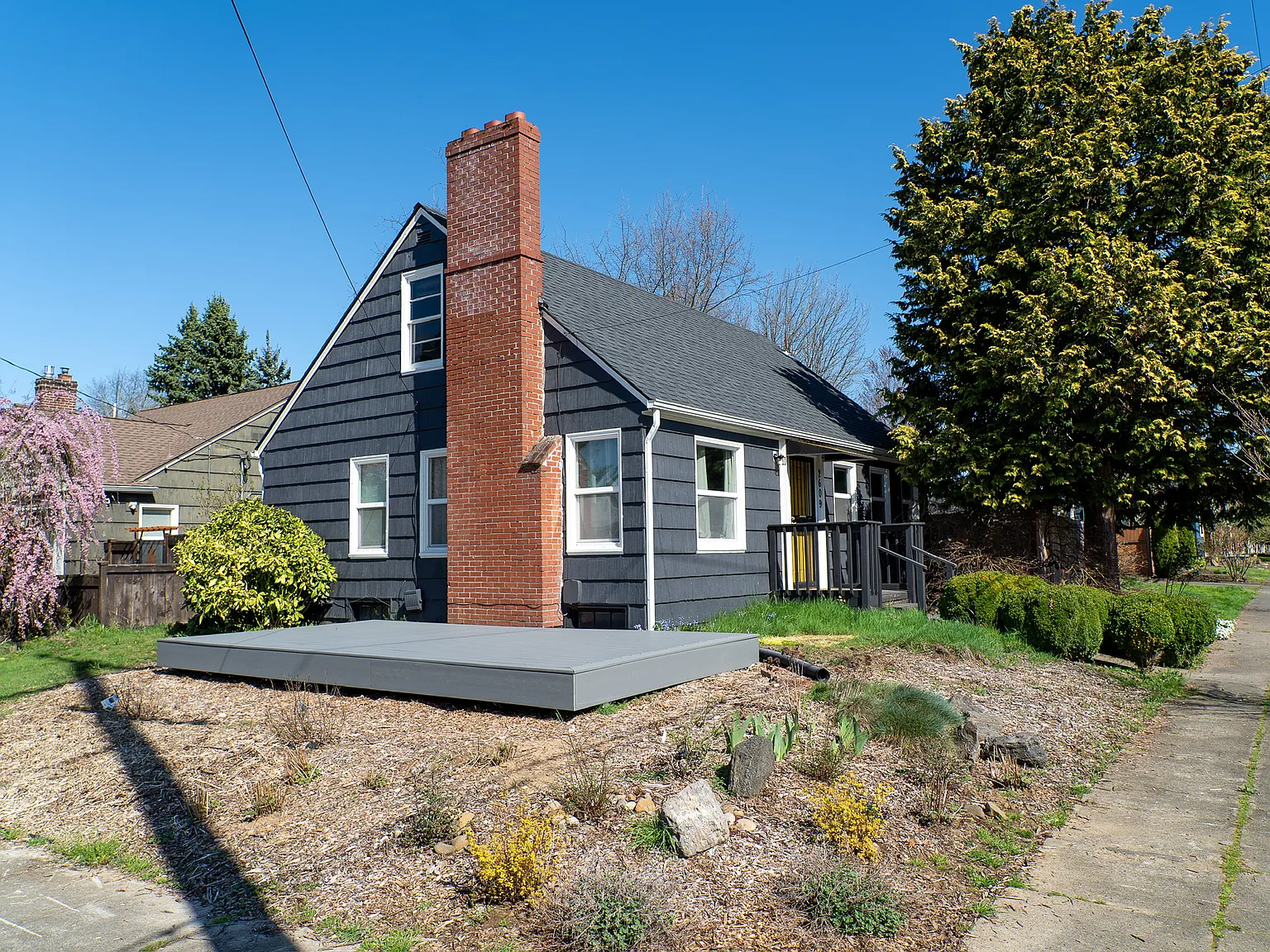 3 bed, 1450 sqft, $2,950 — Photo 2