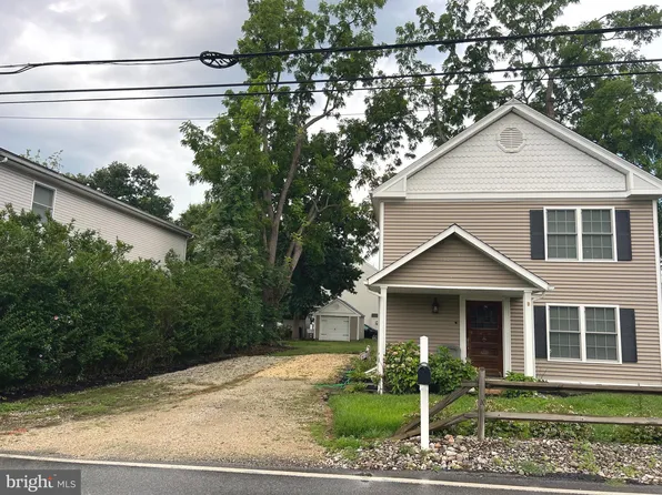 39 Van Leer Ave, Media, PA 19063