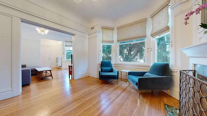 1st image of 3509 16th St #1