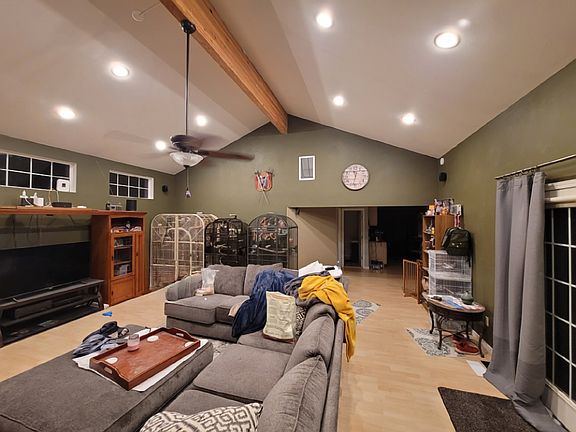 4th image of 9560 Emerald Dr SE