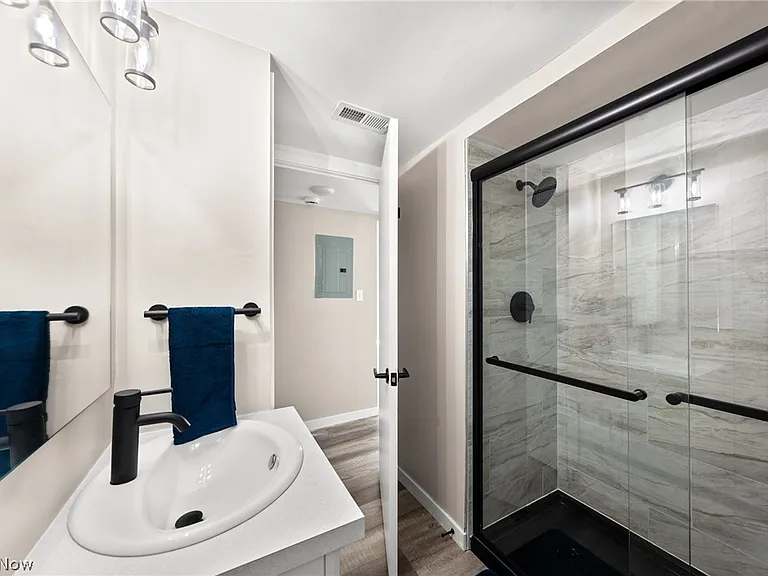 1673 Southbend Dr #2 — Photo 9