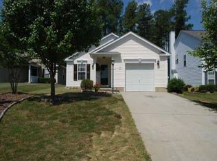 101 Crabwall Ct, Holly Springs, NC 27540