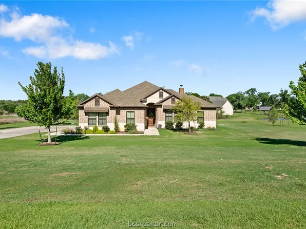 9695 Durham Rd, Iola, TX 77861