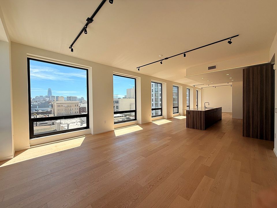 Living room/kitchen/dining