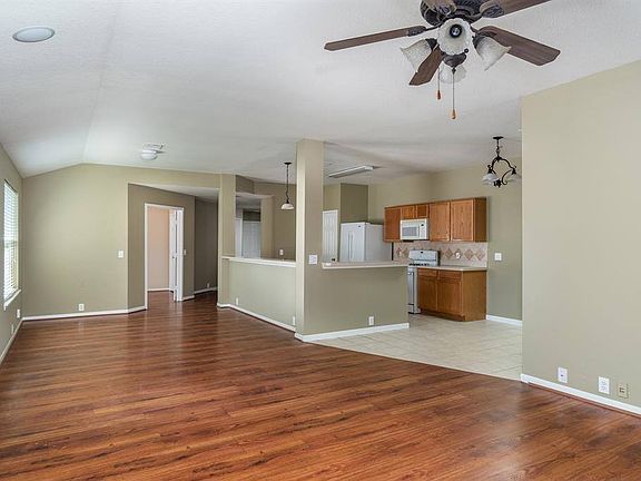 2nd image of 19130 Avalon Springs Dr