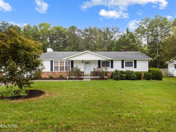8014 Luscombe Dr, Knoxville, TN 37919