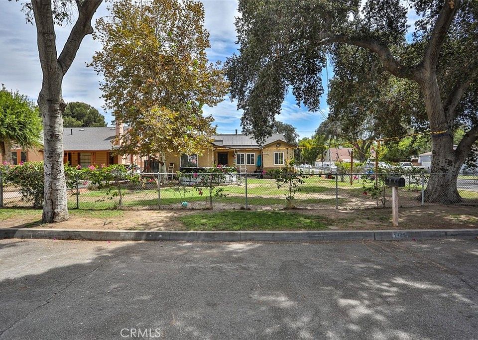 1st image of 2429 Serrano Rd
