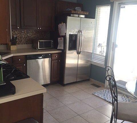 5th image of 306 Candon Ave