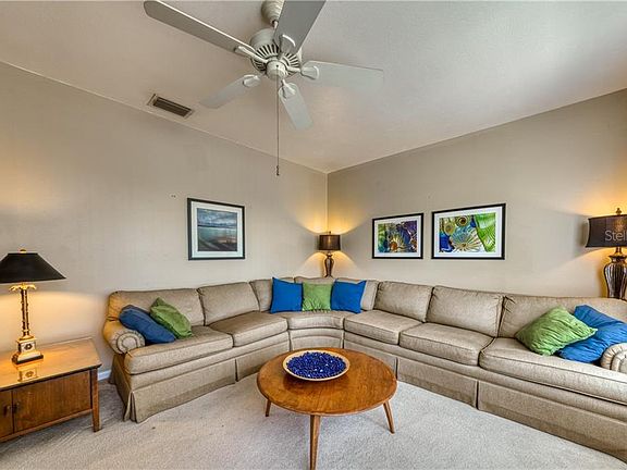 4th image of 1515 W Park Ln