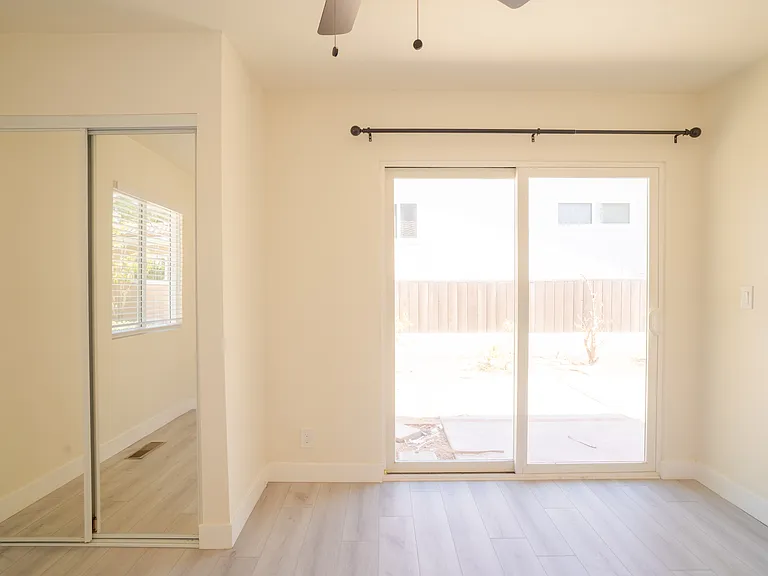 5115-21 Remington Road - 5117 — Photo 11