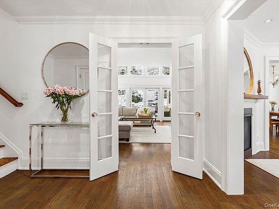 5th image of 14 Eagles Bluff