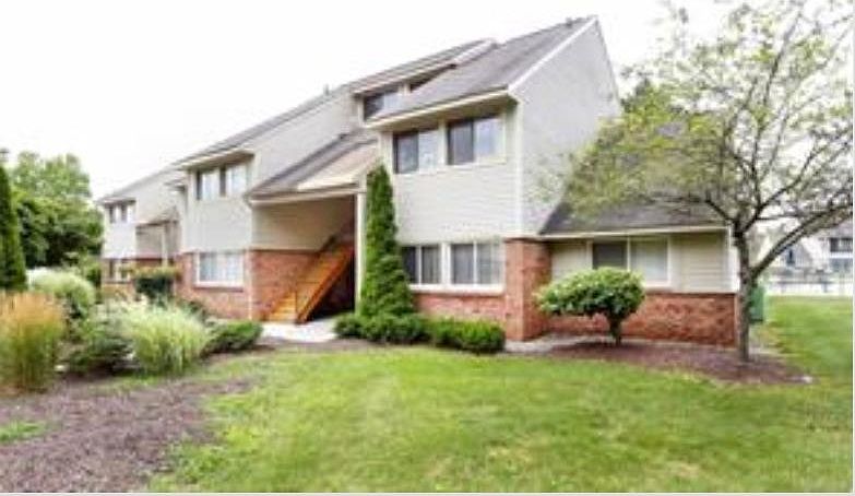 2nd image of 2608 Davison Ave