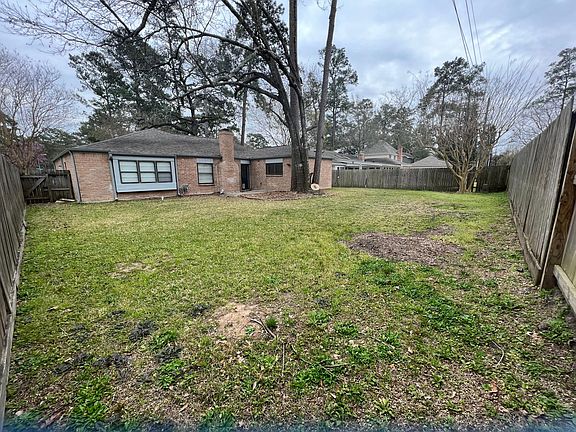 4th image of 14715 Spring Lake Dr