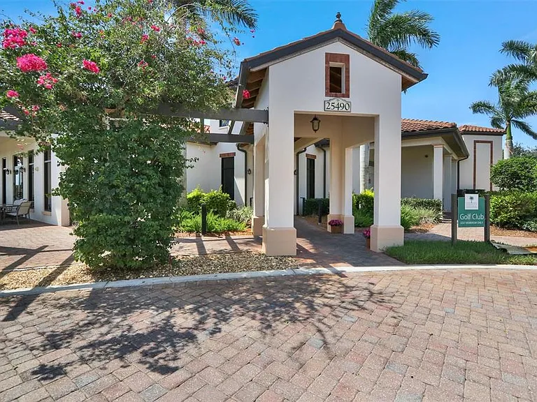 19100 Moscato Ct — Photo 38
