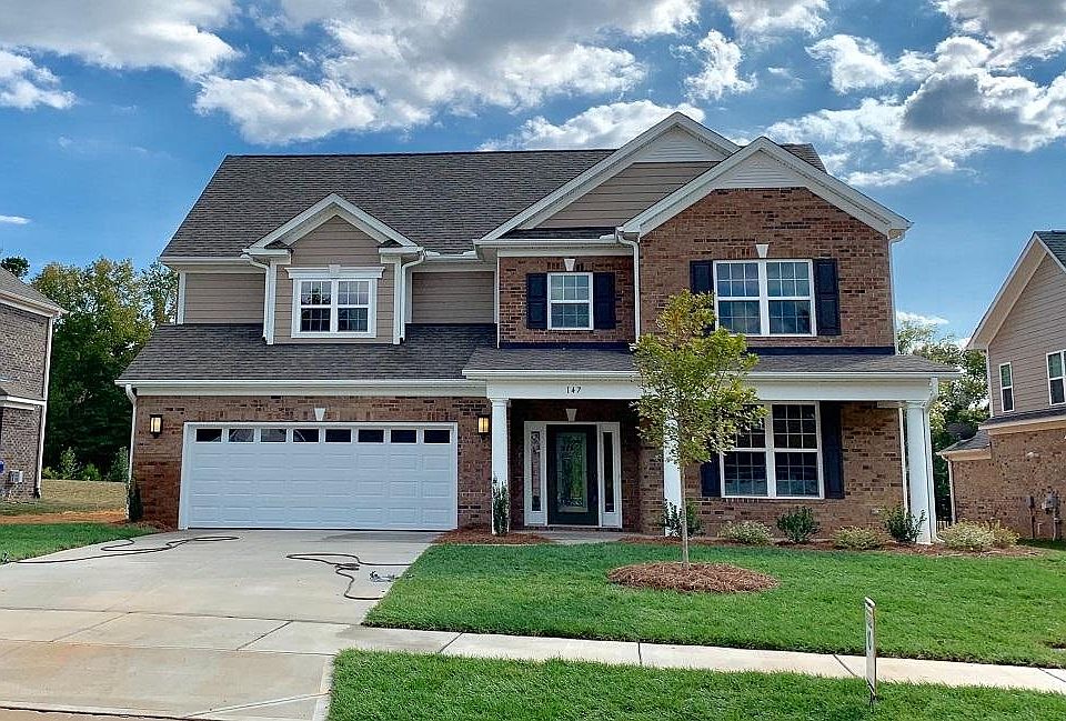 4 sides brick, master down home