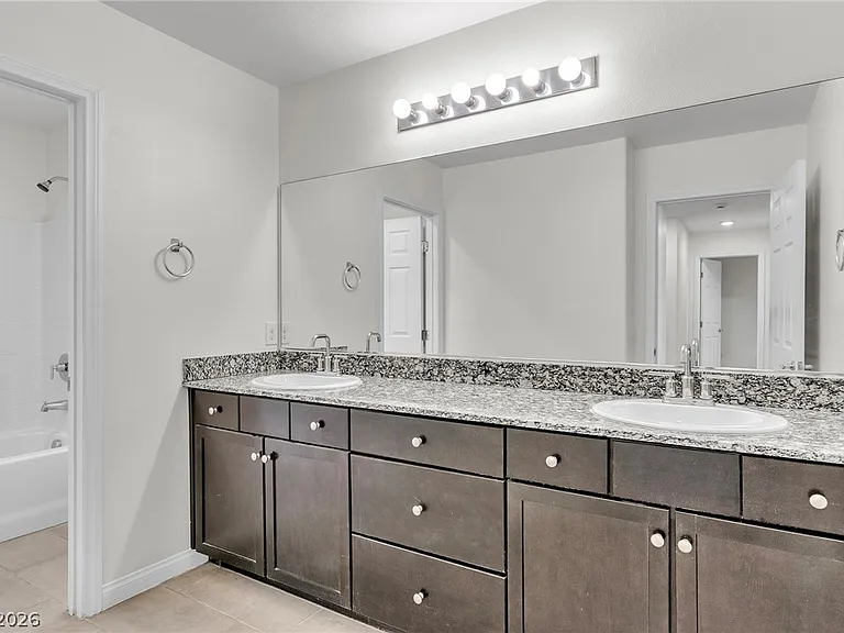 5344 Jade Crystal Ave — Photo 21