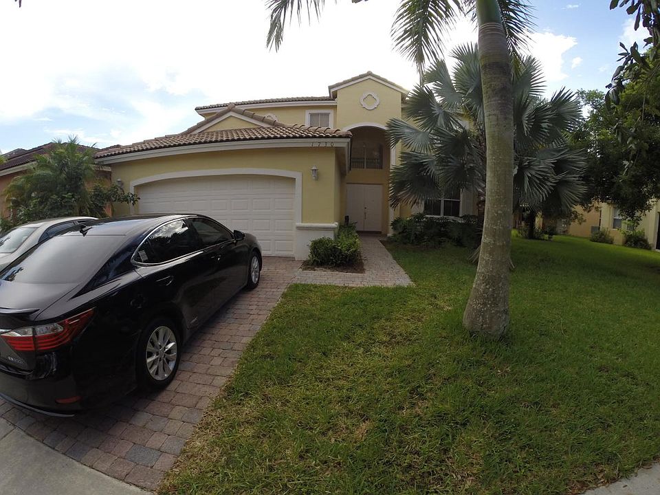 Front Photo of Estate Home