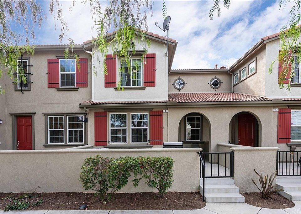 1st image of 26319 Iris Ave Unit D