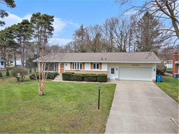 15593 Rannes St, Spring Lake, MI 49456