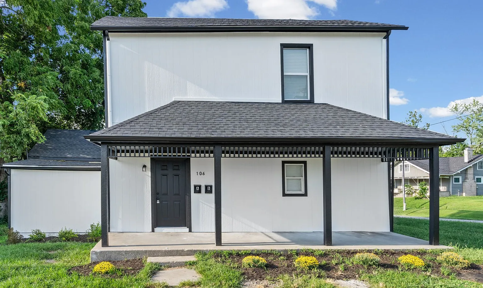 2 bed, $1,200 — Photo 1