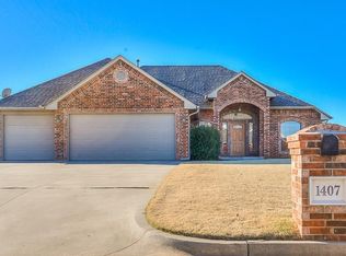 1407 Golden Hills Ln, Piedmont, OK 73078