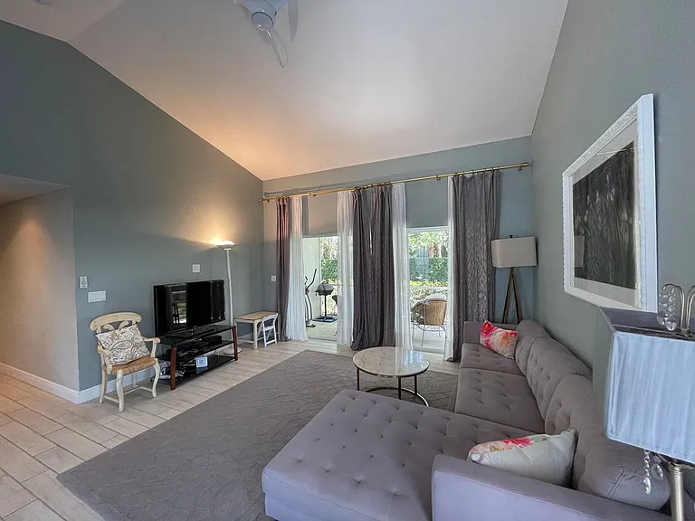 1130 Partridge Cir #102 — Photo 12
