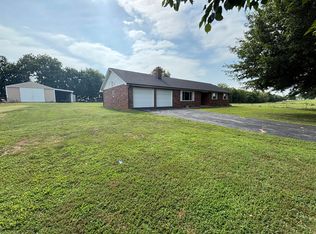17722 Lawrence 1200, Aurora, MO 65605
