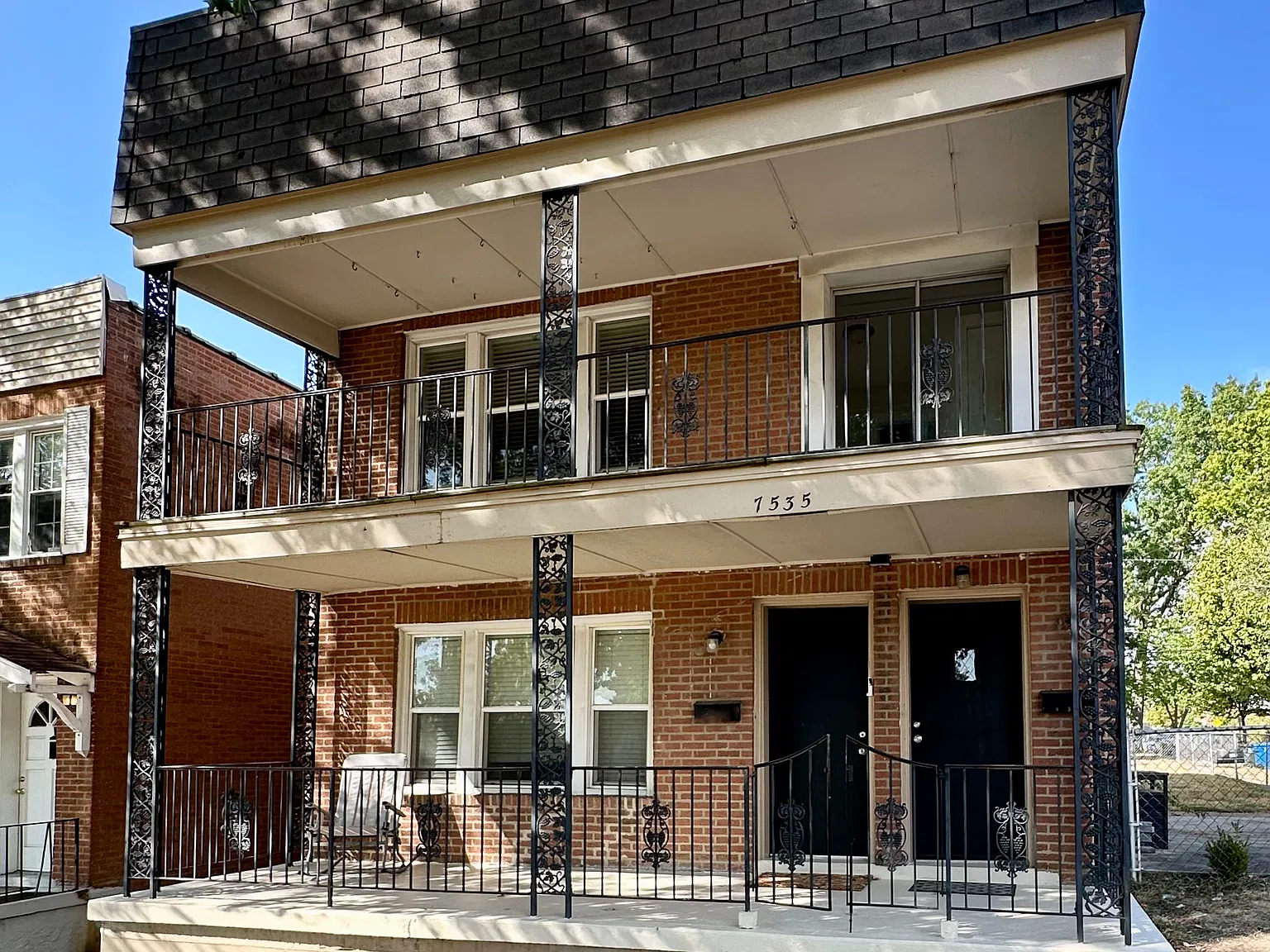 2 bed, 1008 sqft, $1,650 — Photo 2