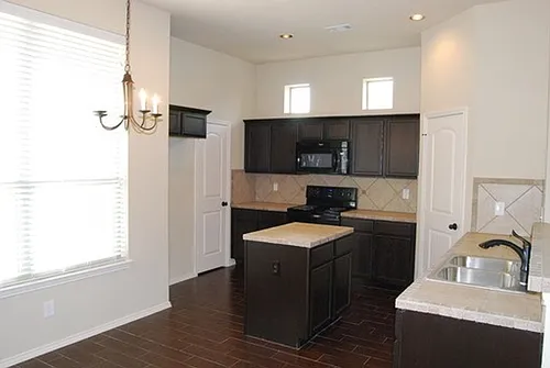 375 Orbit Dr Photo 1