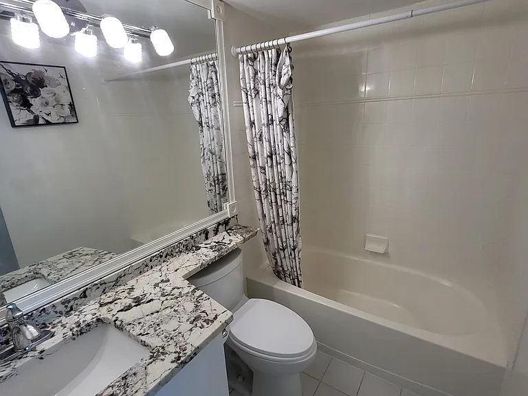 438 Seymour St #2803 — Photo 10