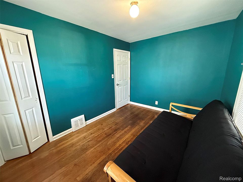 1407 Donald Ave, photo 26