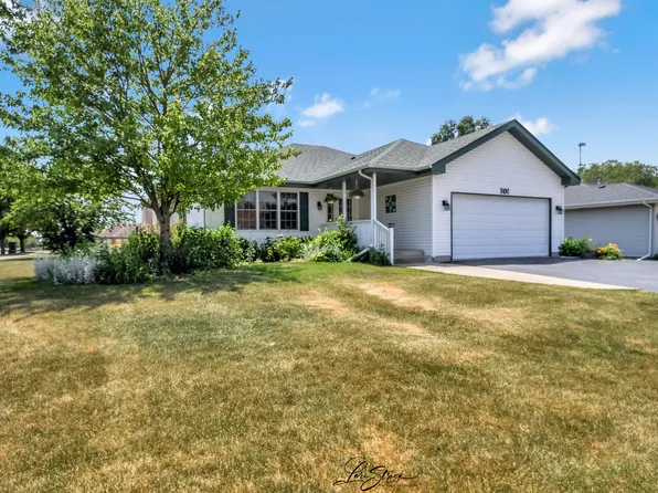 712 Hauert St, Peotone, IL 60468