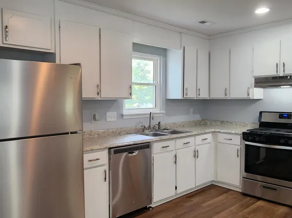 6322 Blue Jay Ln, Charlotte, NC 28227