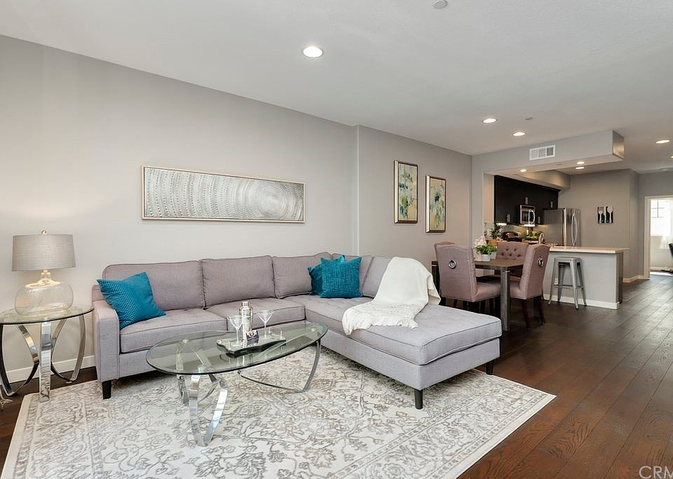 1st image of 1627 Echo Park Ave APT 5