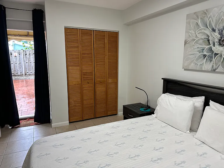 300 Georgia St #4B — Photo 12