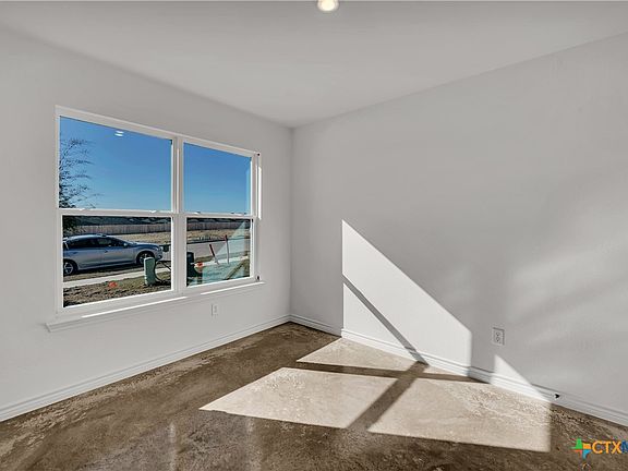 5th image of 1215 Concord Dr