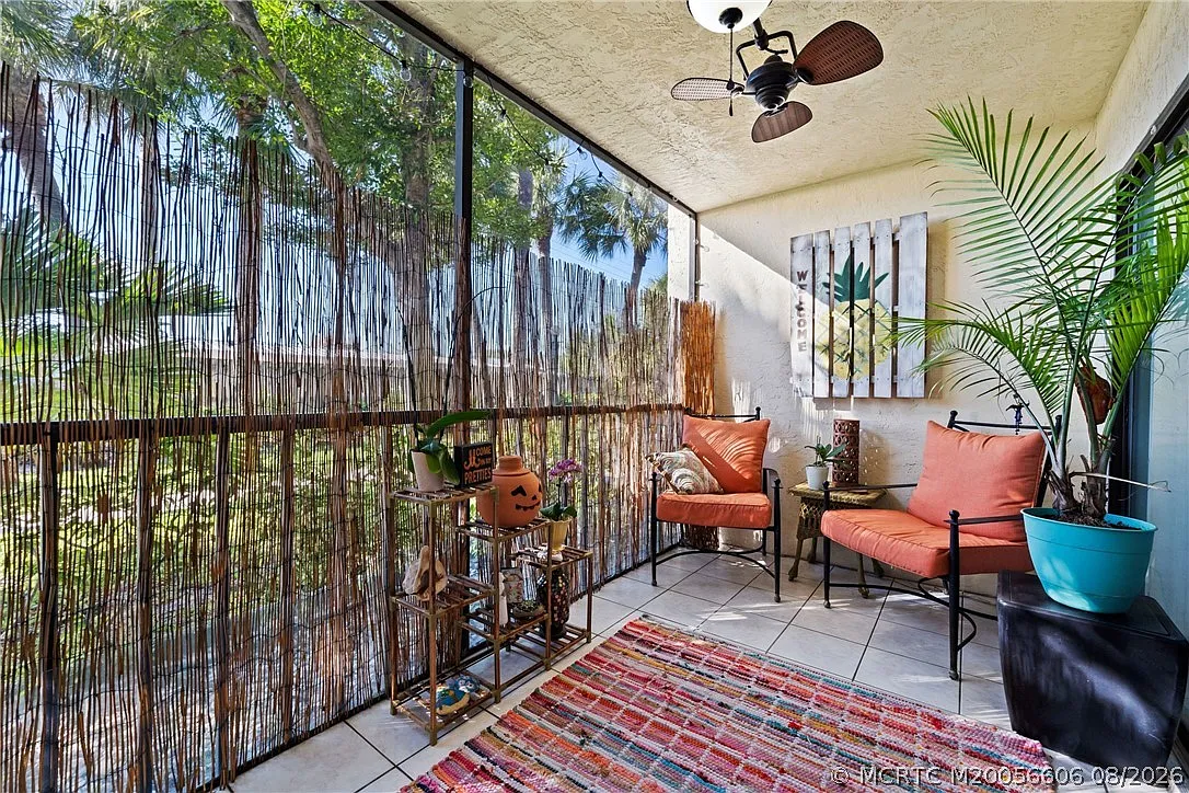 2 bed, 2.0 bath, 1310 sqft, $2,500 — Photo 3