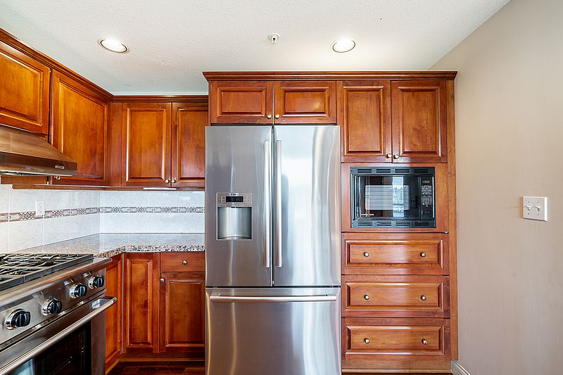 Vancouver Apartment for rent - 2 Bedrooms — photo 20