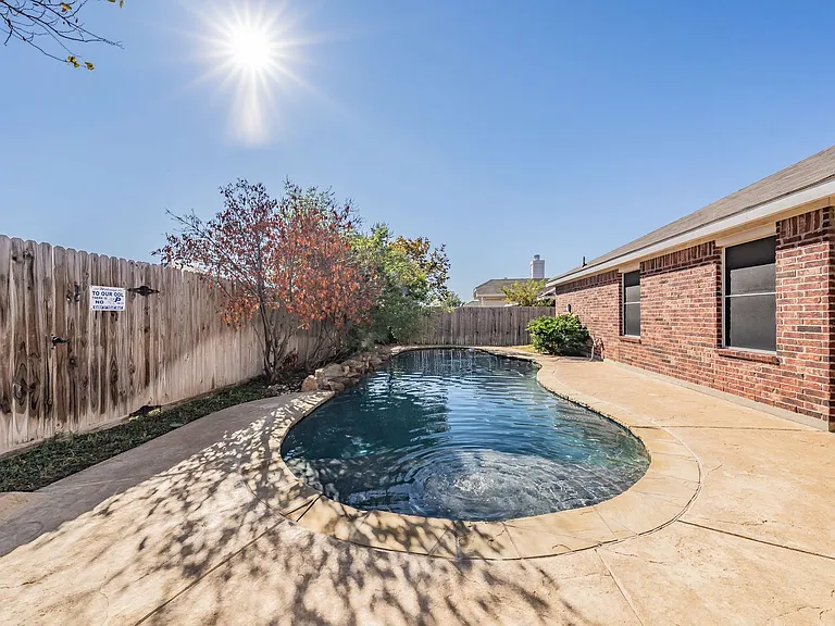 9040 Weller Ln — Photo 43