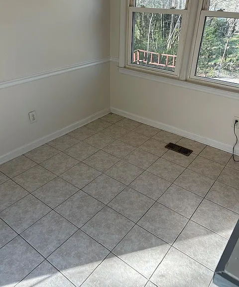 5939 Sullins Rd — Photo 9