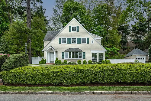 62 Summit Ave Photo 1