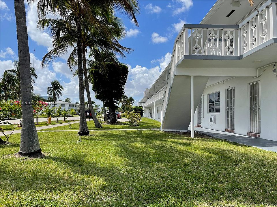 Ro Mont Gardens Andover Condominiums 15 NW 204th St Miami FL Zillow