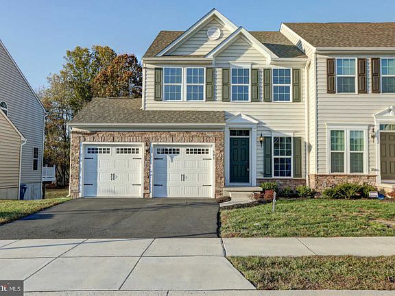 2nd image of 521 Canal Dr