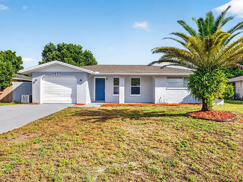 7607 Lotus Dr