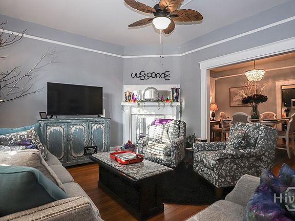 5th image of 111 Lincoln Street #1B