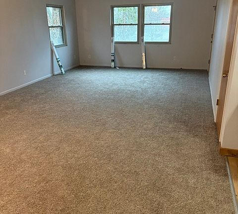 2nd image of 2100 Reeves Rd NE #2